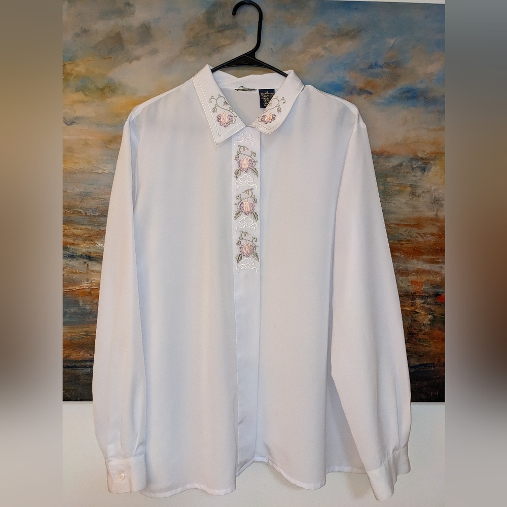 Vintage Embroidered White Button Up